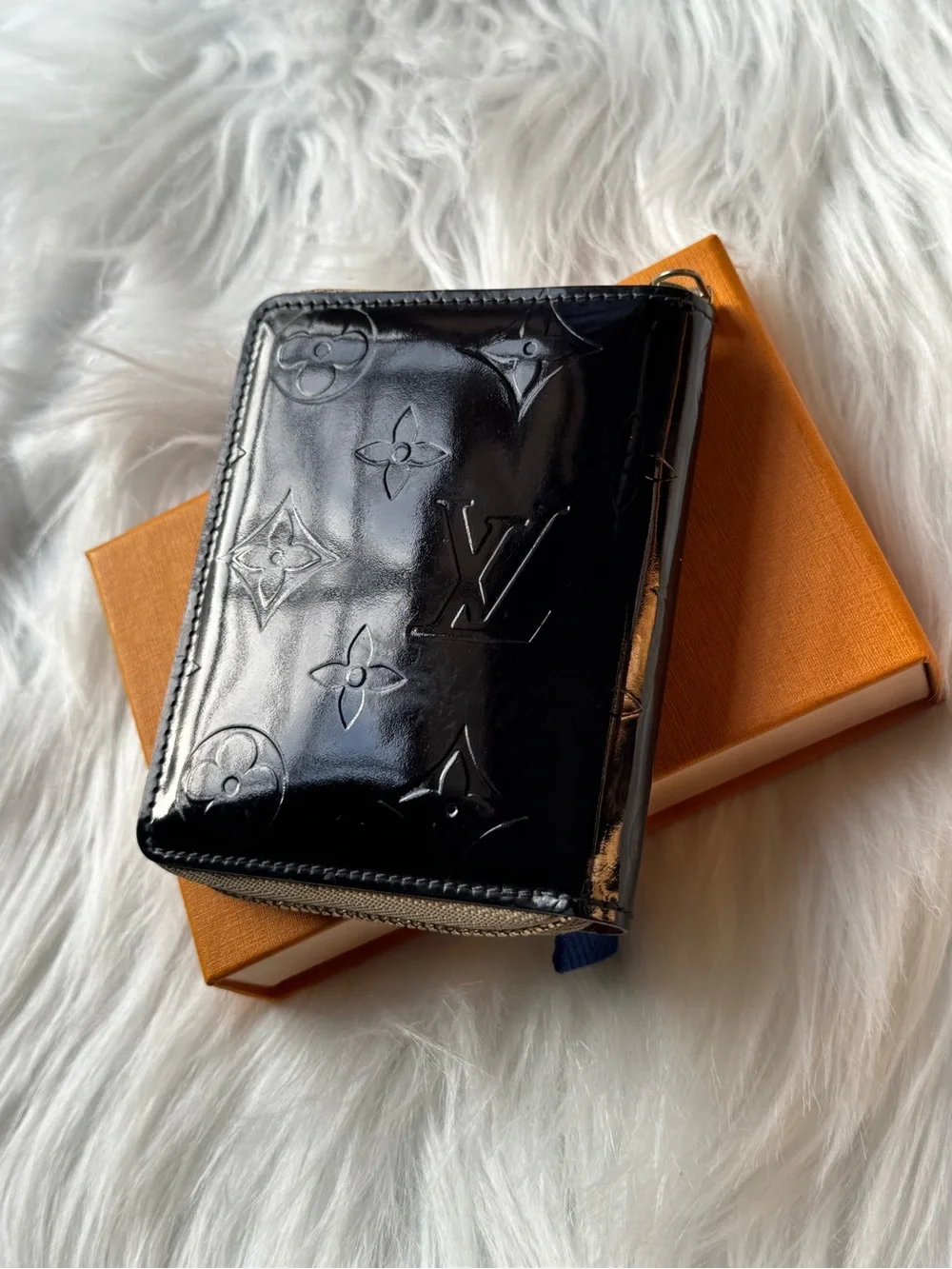 Louis Vuitton Black Patent Vernis Monogram Mini Zip Wallet with LV Storage Box